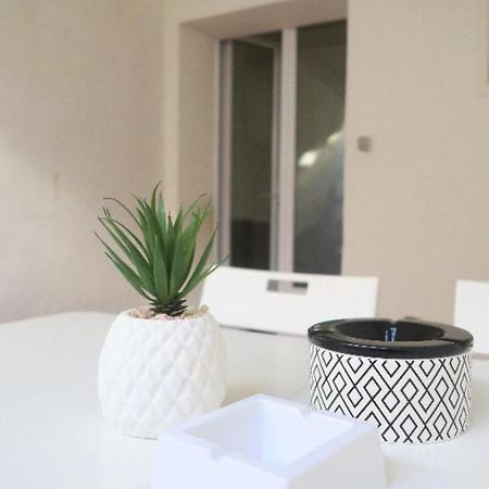 Appartement Rdc, Patio Tourbes Экстерьер фото